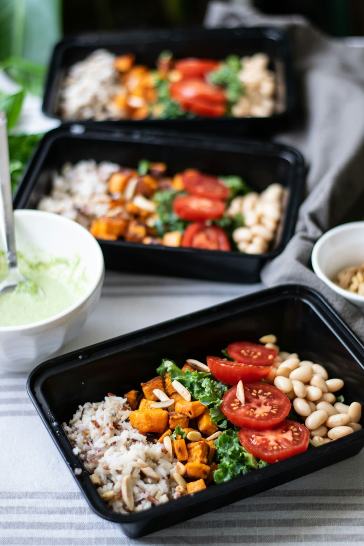Bacs alimentaires étiquetés pour la traçabilité
